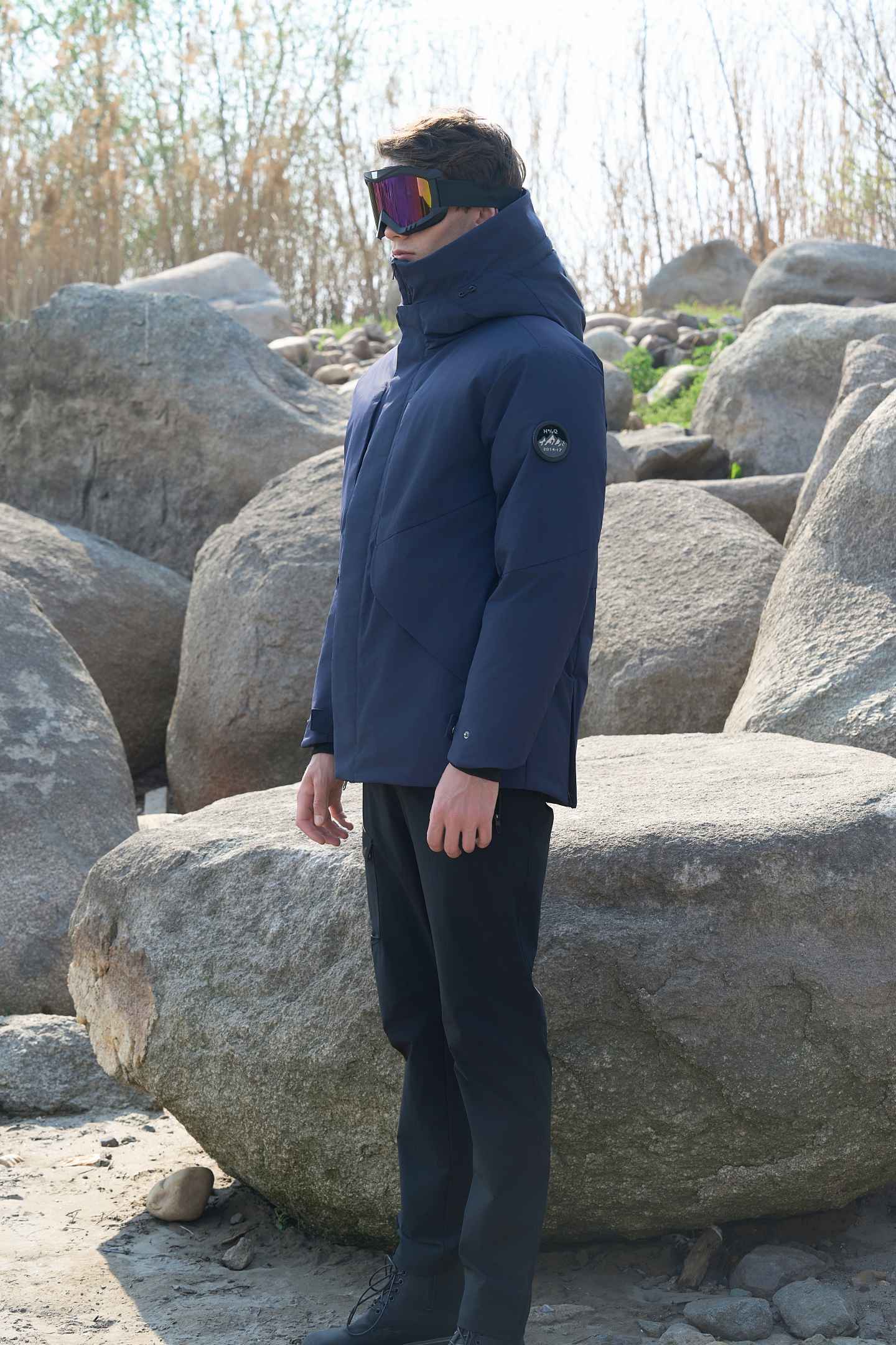 Professional Waterproof And Windproof Down Jacket Professional Waterproof And Windproof Down Jacket