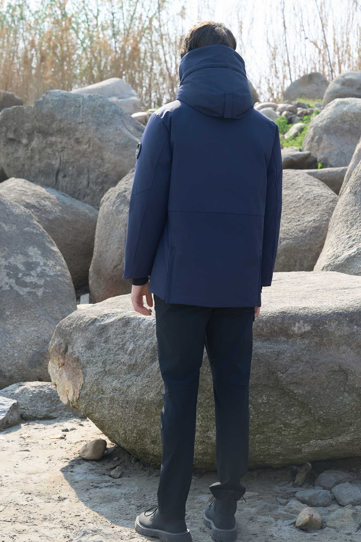 Professional Waterproof And Windproof Down Jacket Professional Waterproof And Windproof Down Jacket