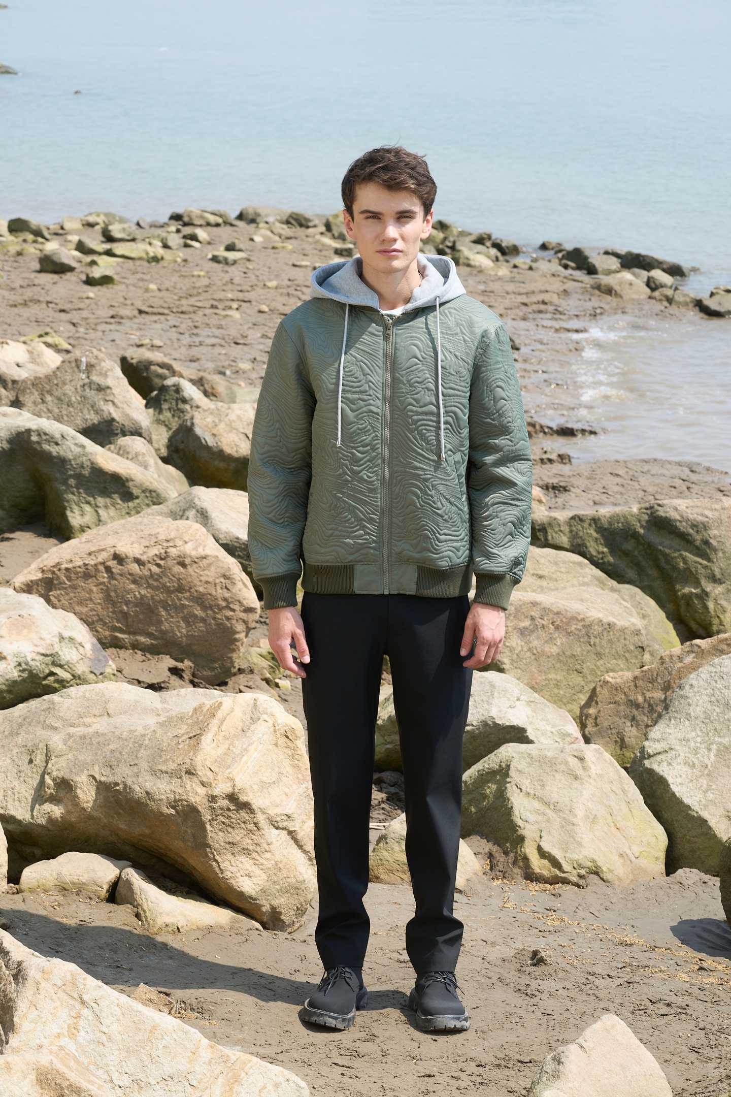 MP25AW087 1 MP25AW087 1