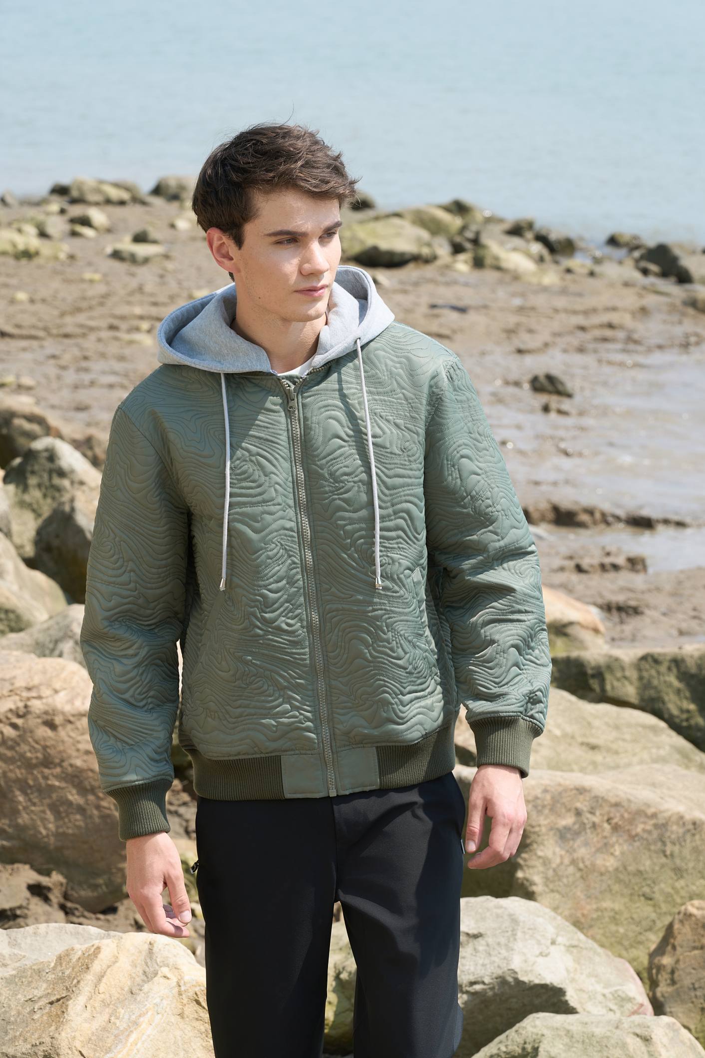 MP25AW087 4 MP25AW087 4